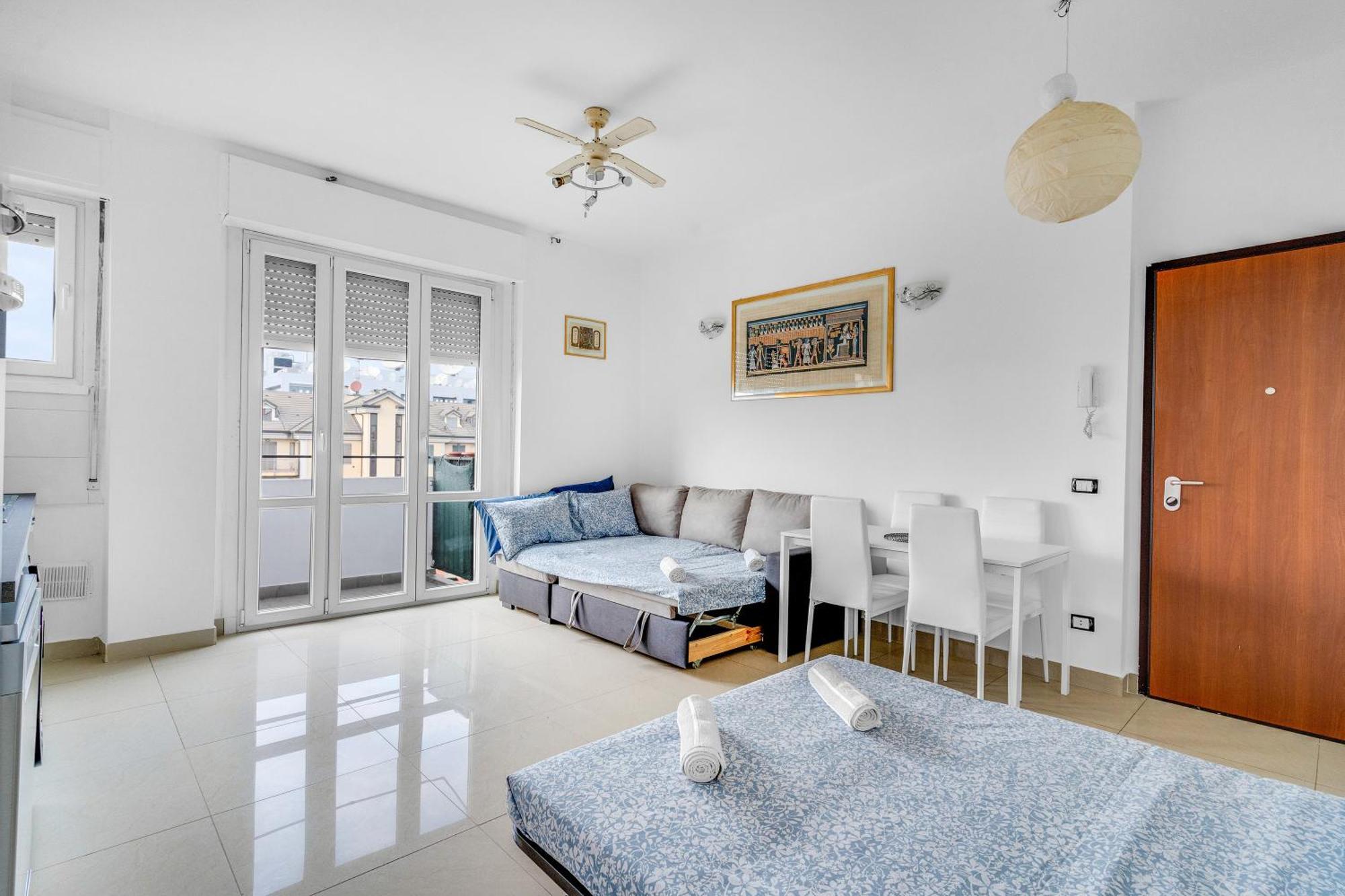 Rog27-Large Apartment With Transport Close To Home- Milão Exterior foto